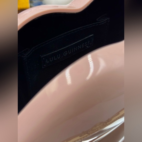 🆕 LULU GUINNESS 🧿 NWOT Iconic Lips Perspex Clutch - Blush Pink - Picture 10 of 16
